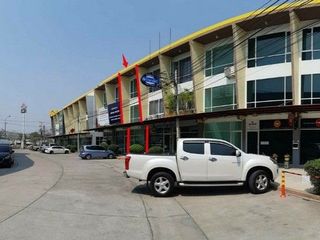 For sale 3 Beds retail Space in Chok Chai, Nakhon Ratchasima
