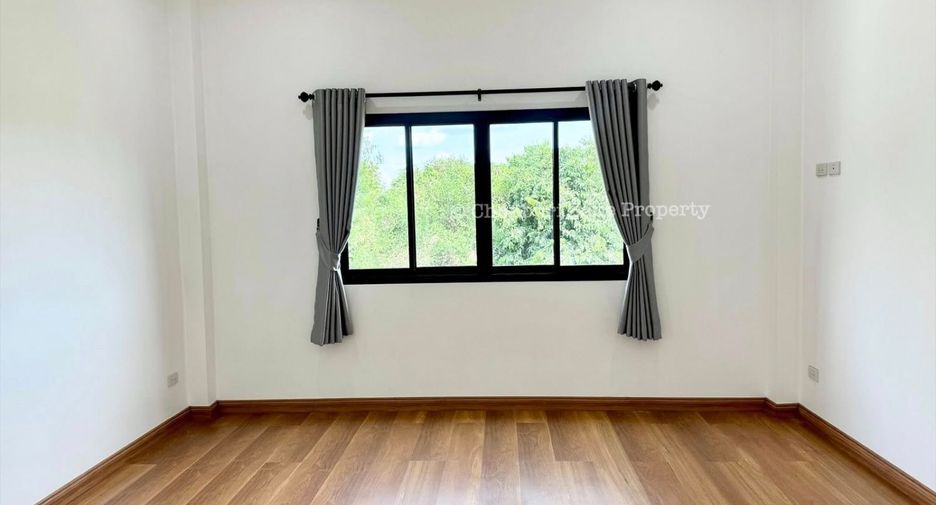 For sale 3 bedrooms house in Pluak Daeng, Rayong