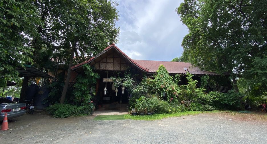 Gewerbefläche zum Kauf mit 6 Zimmer in Mueang Chiang Mai, Chiang Mai