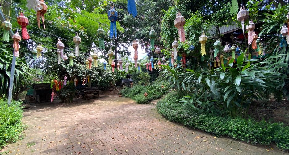 Gewerbefläche zum Kauf mit 6 Zimmer in Mueang Chiang Mai, Chiang Mai