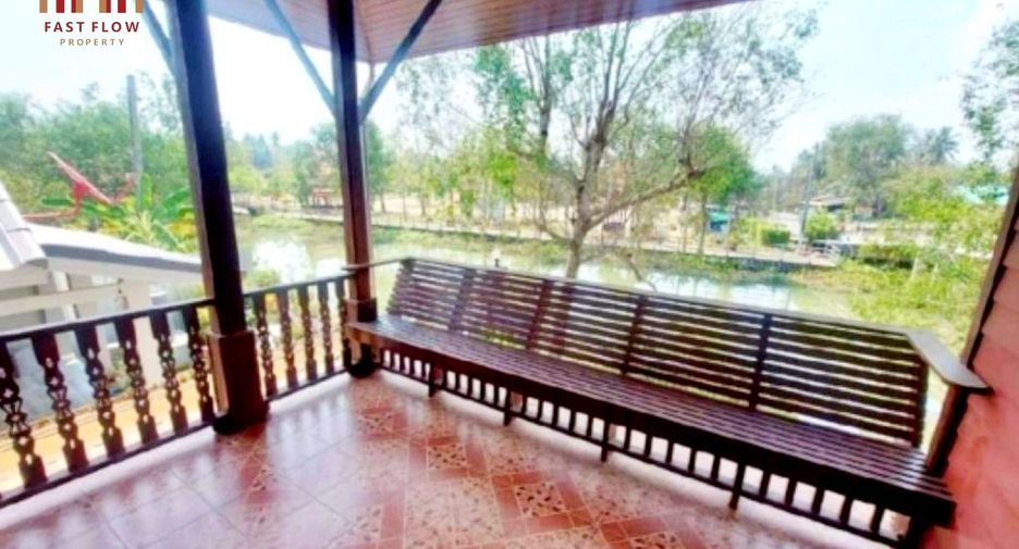 Casa en venta de 3 habitaciones en Amphawa, Samut Songkhram