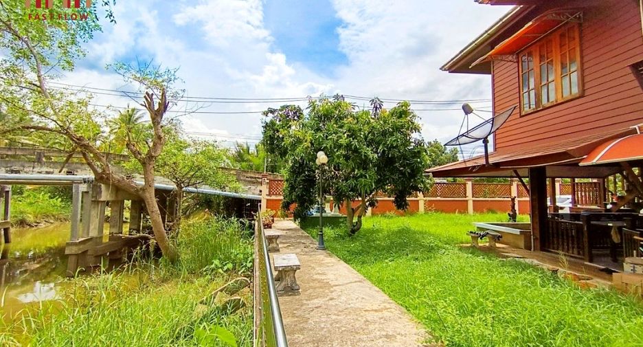 Casa en venta de 3 habitaciones en Amphawa, Samut Songkhram