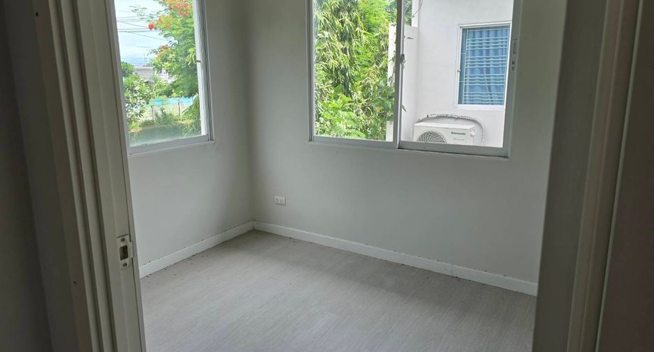 For sale 3 ベッドルーム townhouse in Mueang Pathum Thani, Pathum Thani
