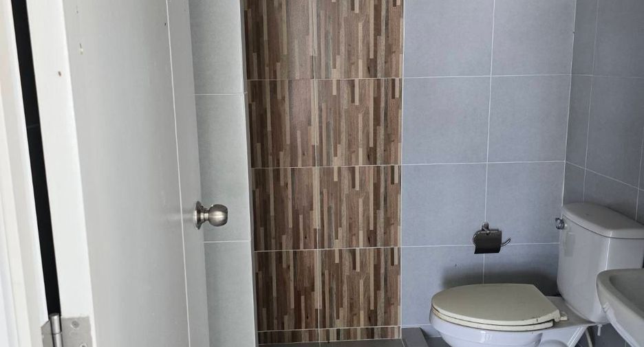 For sale 3 ベッドルーム townhouse in Mueang Pathum Thani, Pathum Thani