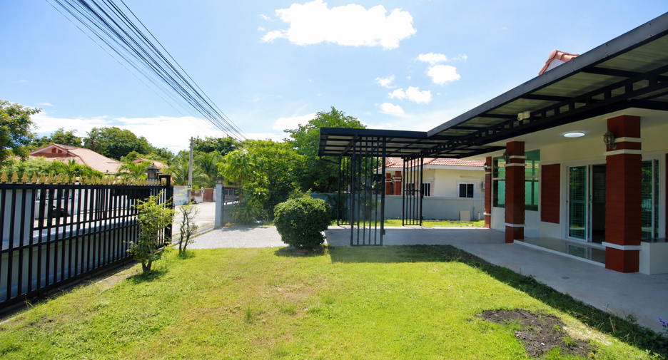 For sale 3 bedrooms house in Ban Chang, Rayong