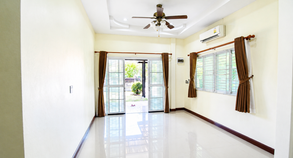 For sale 3 bedrooms house in Ban Chang, Rayong
