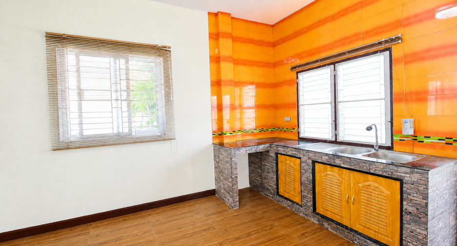 For sale 3 bedrooms house in Ban Chang, Rayong