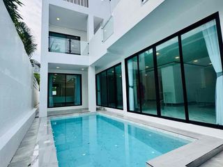 For sale 5 bed villa in Bang Lamung, Chonburi