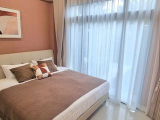 For rent and for sale 6 bedrooms house in Lat Krabang, Bangkok