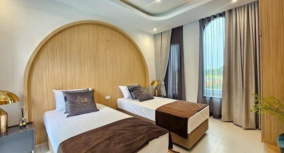 Villa zum Kauf mit 5 Zimmer in Bang Lamung, Chonburi