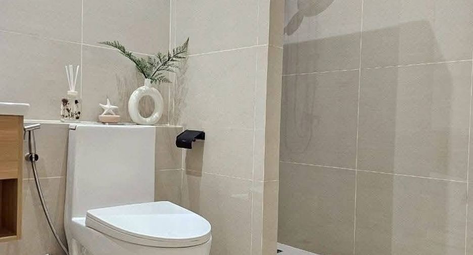 Villa zum Kauf mit 5 Zimmer in Bang Lamung, Chonburi