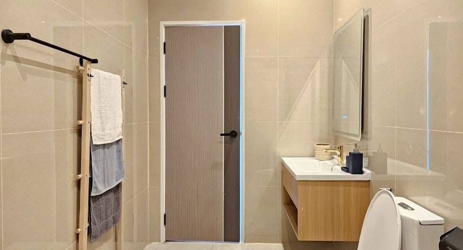 Villa zum Kauf mit 5 Zimmer in Bang Lamung, Chonburi