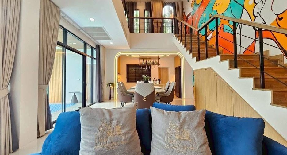 Villa zum Kauf mit 5 Zimmer in Bang Lamung, Chonburi