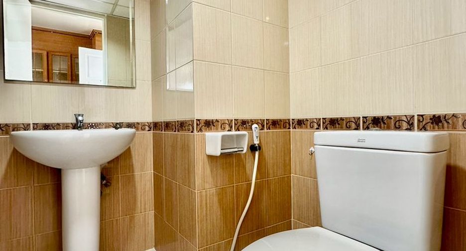 For rent 1 bed condo in Si Racha, Chonburi
