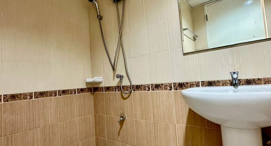 For rent 1 bed condo in Si Racha, Chonburi