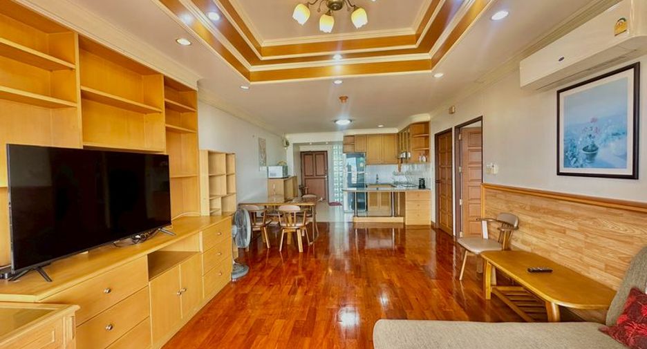 For rent 2 bedrooms condo in Si Racha, Chonburi