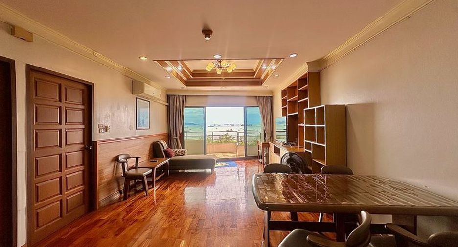 For rent 2 bedrooms condo in Si Racha, Chonburi