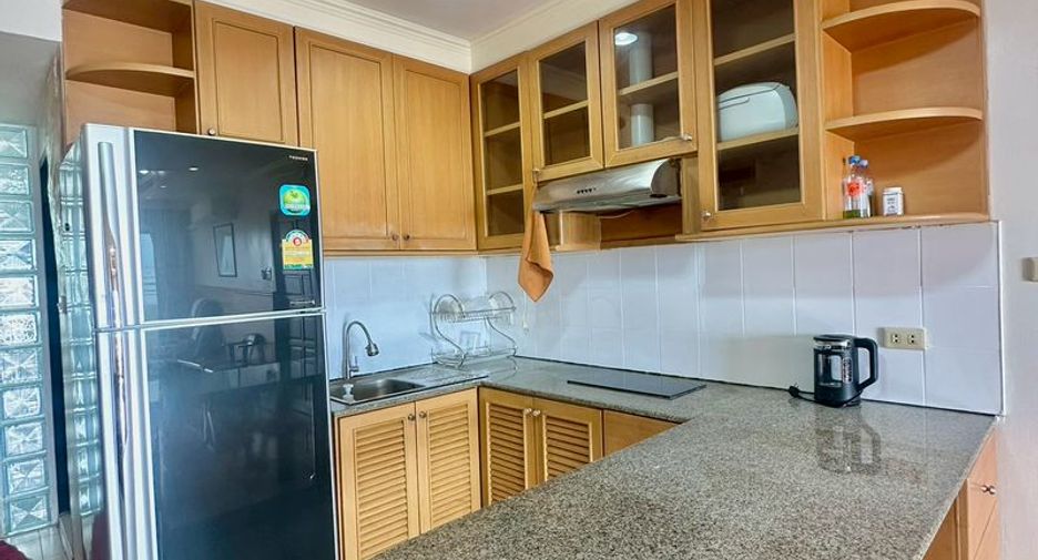 For rent 2 bedrooms condo in Si Racha, Chonburi