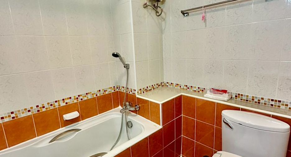 For rent 2 bedrooms condo in Si Racha, Chonburi