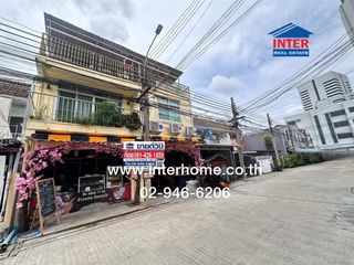 For sale studio townhouse in Din Daeng, Bangkok