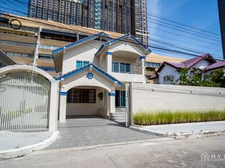 Haus zur Miete mit 3 Zimmer in Bang Lamung, Chonburi