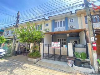 For sale 2 bed townhouse in Pak Kret, Nonthaburi