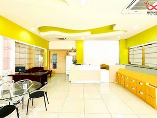 For sale 3 bed retail Space in Bang Khae, Bangkok