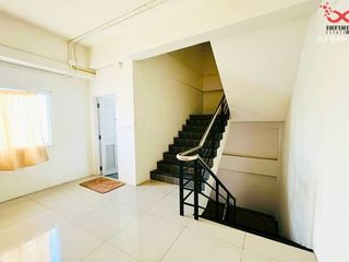 For sale 3 bed retail Space in Bang Khae, Bangkok