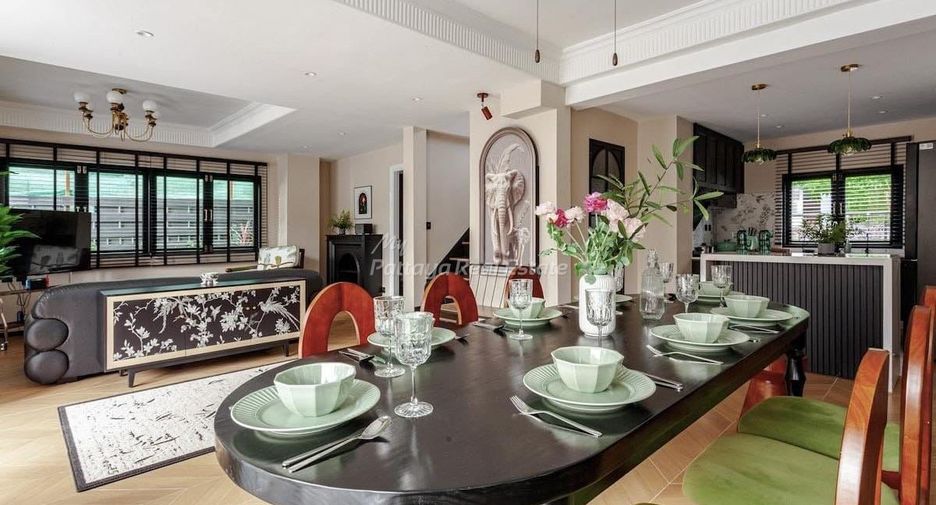 For sale 4 bedrooms villa in Bang Lamung, Chonburi