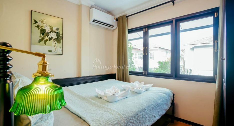 For sale 4 bedrooms villa in Bang Lamung, Chonburi
