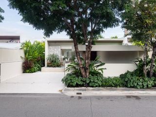 À vendre 3 chambres villa à Na Jomtien, Pattaya