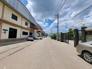 For rent 3 Beds warehouse in Krathum Baen, Samut Sakhon
