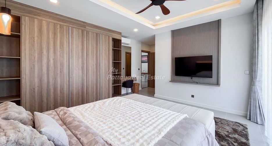 For sale 3 bedrooms villa in Bang Lamung, Chonburi