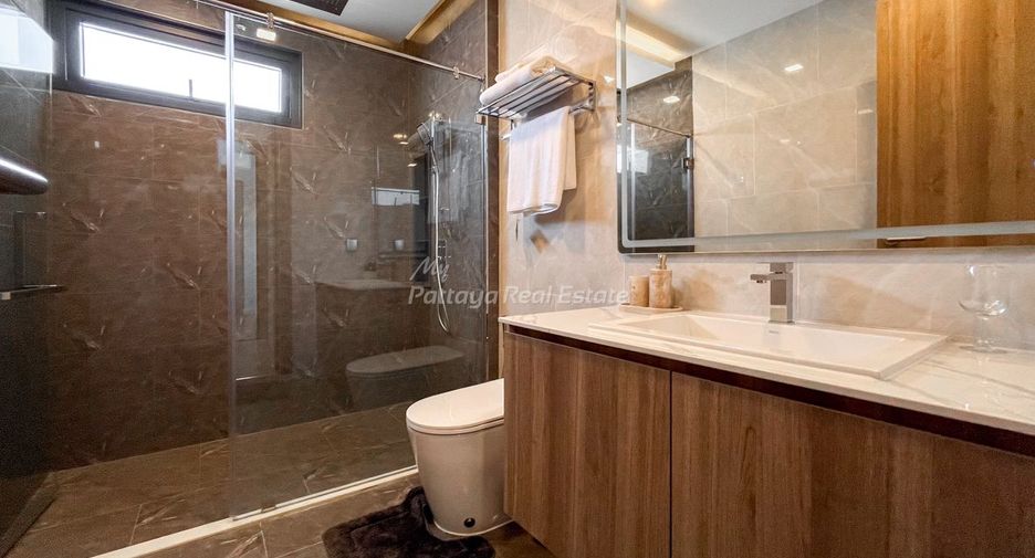 For sale 3 bedrooms villa in Bang Lamung, Chonburi