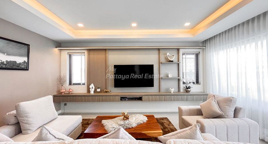 For sale 3 bedrooms villa in Bang Lamung, Chonburi
