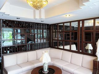 Casa adosada en alquiler y en venta de 3 habitaciones en Sathon, Bangkok