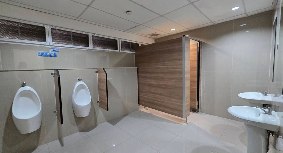 Local comercial en alquiler en Watthana, Bangkok
