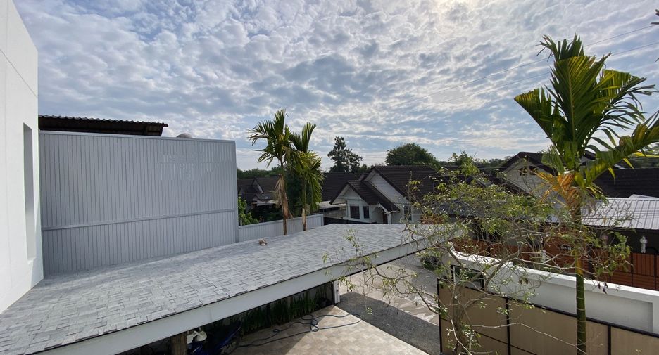 For rent and for sale 7 bedrooms house in Doi Saket, Chiang Mai