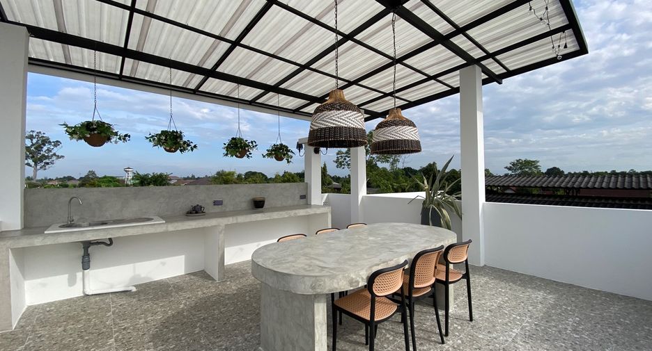 For rent and for sale 7 bedrooms house in Doi Saket, Chiang Mai