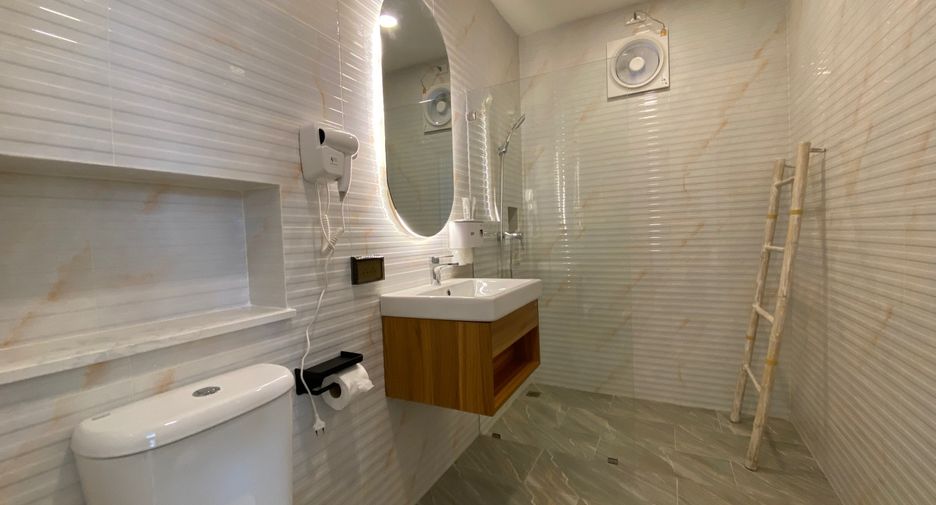 For rent and for sale 7 bedrooms house in Doi Saket, Chiang Mai