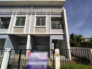 For sale 2 bed townhouse in Phibun Mangsahan, Ubon Ratchathani