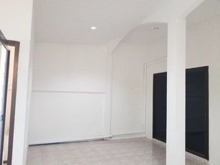 For sale 2 bed townhouse in Phibun Mangsahan, Ubon Ratchathani