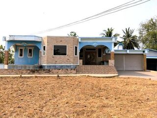 For sale 1 Beds house in Huai Khot, Uthai Thani