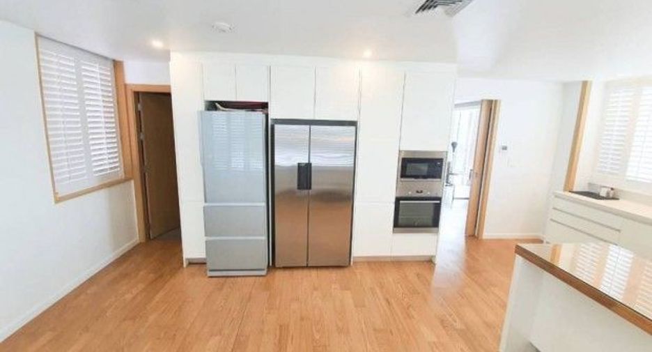 For sale 4 bedrooms condo in Khlong Toei, Bangkok