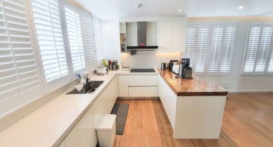 For sale 4 bedrooms condo in Khlong Toei, Bangkok
