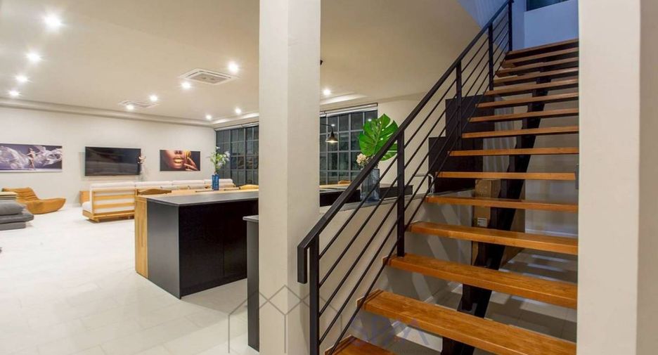 For sale 5 bedrooms villa in Hua Hin, Prachuap Khiri Khan