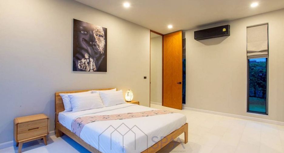 For sale 5 bedrooms villa in Hua Hin, Prachuap Khiri Khan