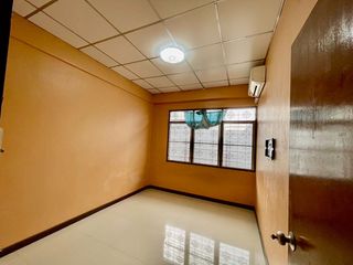For sale 2 bed townhouse in Mueang Chachoengsao, Chachoengsao
