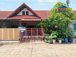 For sale 2 bed townhouse in Lat Lum Kaeo, Pathum Thani