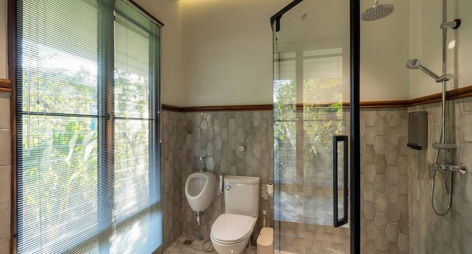 Casa en alquiler y en venta de 4 habitaciones en Saraphi, Chiang Mai